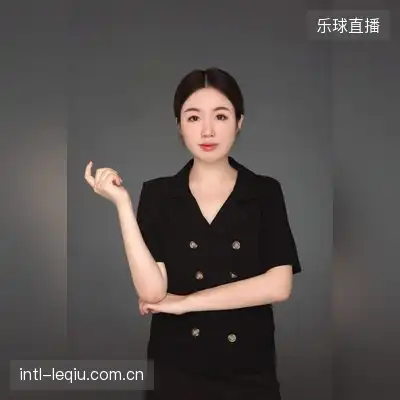 邬雅梦